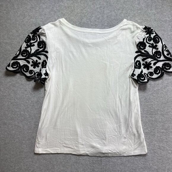 CATHERINE MALANDRINO Blouse M Black White Embroidered Floral Puff Sleeves Top - Picture 4 of 6
